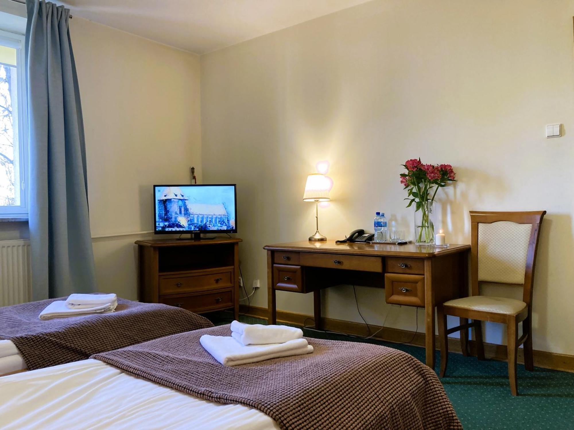 Hotel Lazienkowski Варшава Екстериор снимка