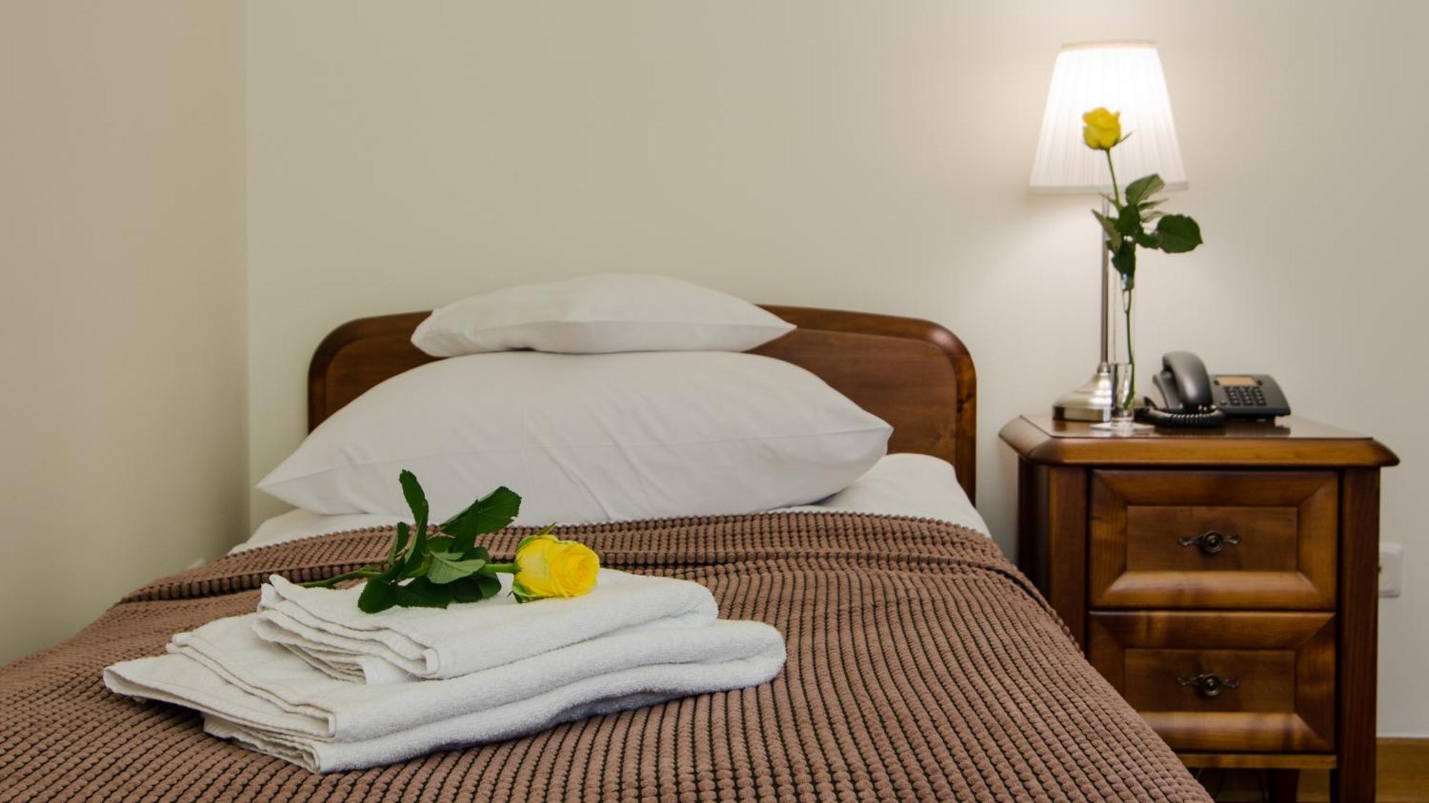 Hotel Lazienkowski Варшава Екстериор снимка